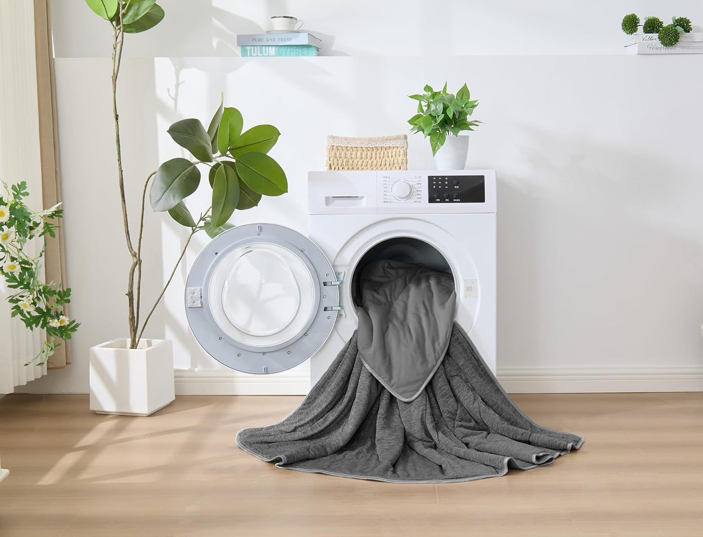 Cooling Lightweight Quilt | Charcoal