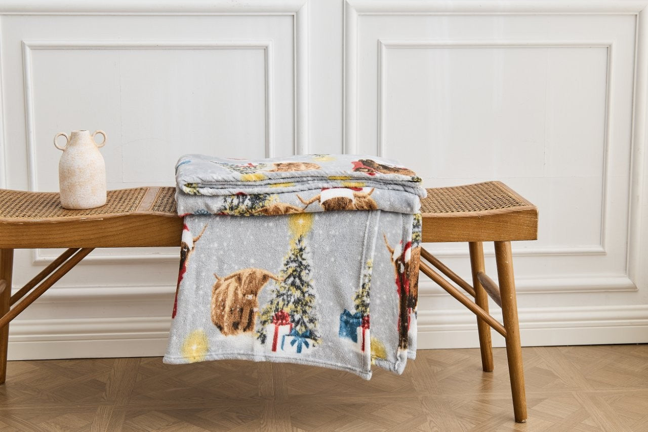 Herbie The Highland Cow & Friends Xmas Flannel Sherpa Throw