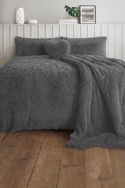 Cuddles Duvet Cover Set | 13 Colours