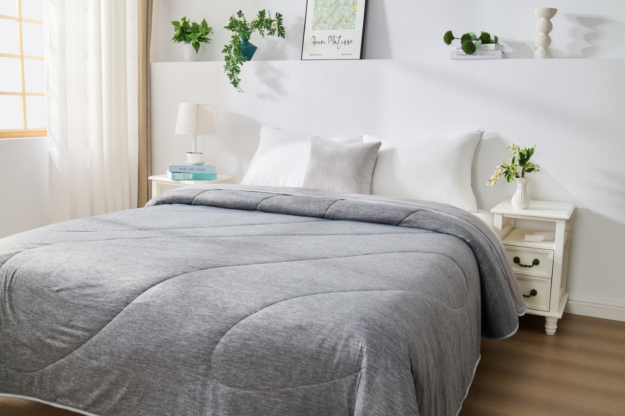 Cooling Lightweight Quilt | Grey