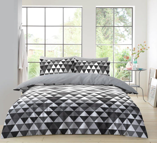 Geo Triangle Printed Duvet Cover Set