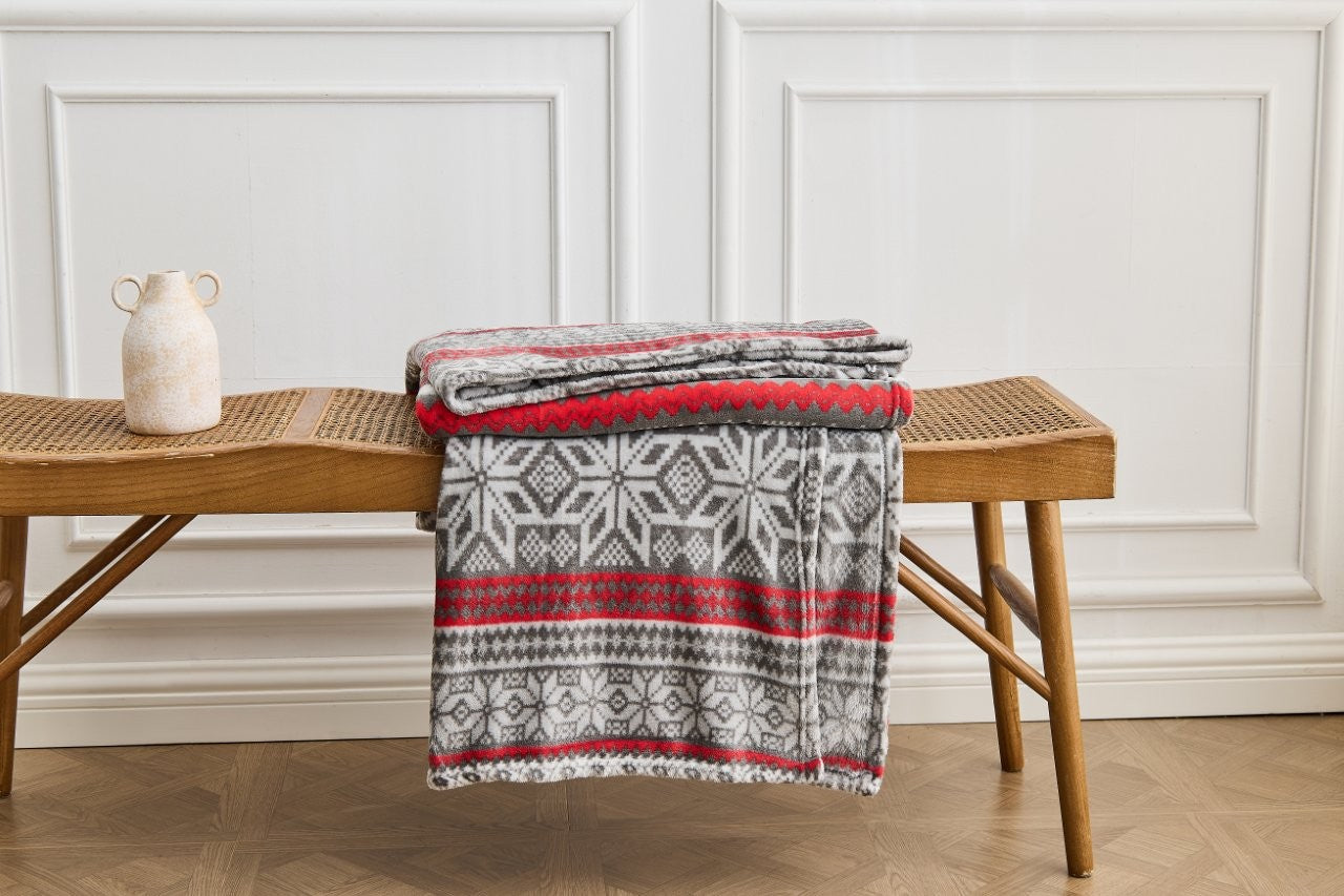 Nordic Multi Xmas Flannel Sherpa Throw