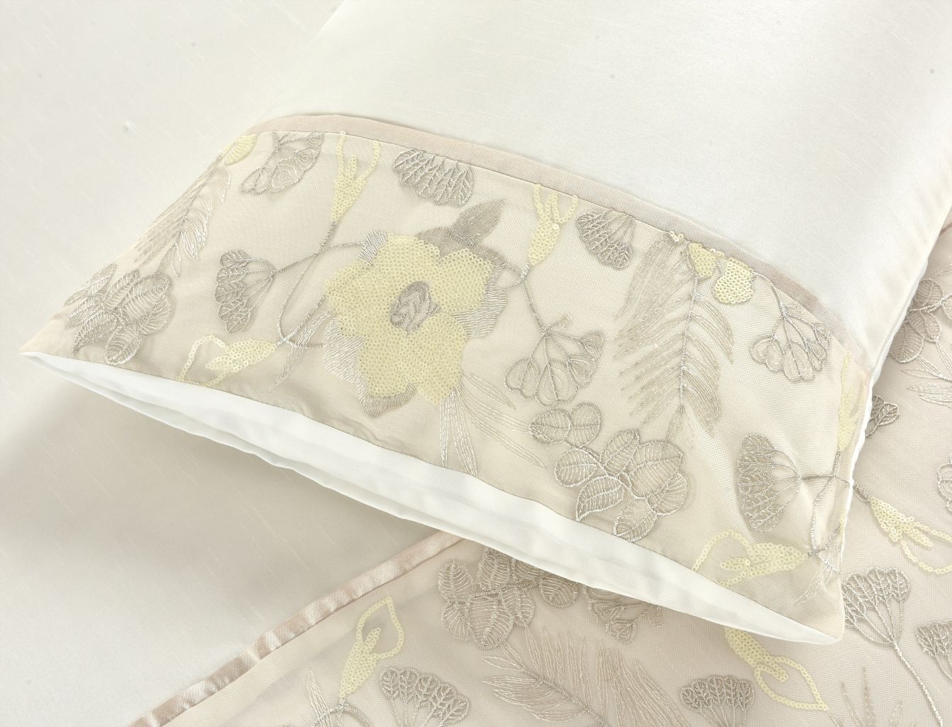 Savanna Embroidered Duvet Cover Set | 2 Colours