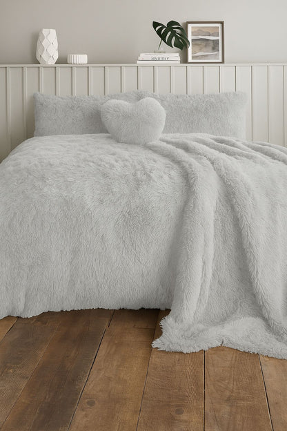 Cuddles Duvet Cover Set | 13 Colours