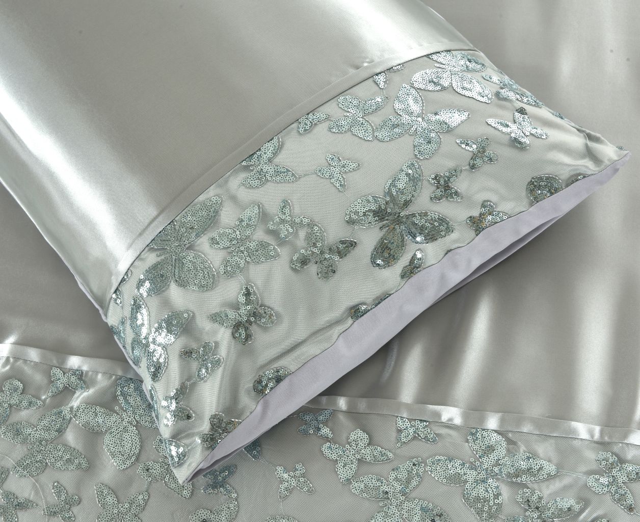 Aisha Embroidered Duvet Cover Set | 2 Colours